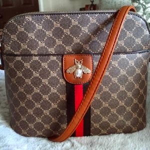 Designer inspired crossbody 👛